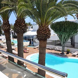 Tulipanes Apartahotel Puerto del Carmen (Lanzarote)